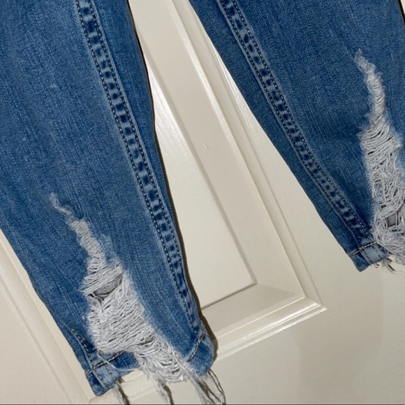 overalls with rips - Picture 8 of 9